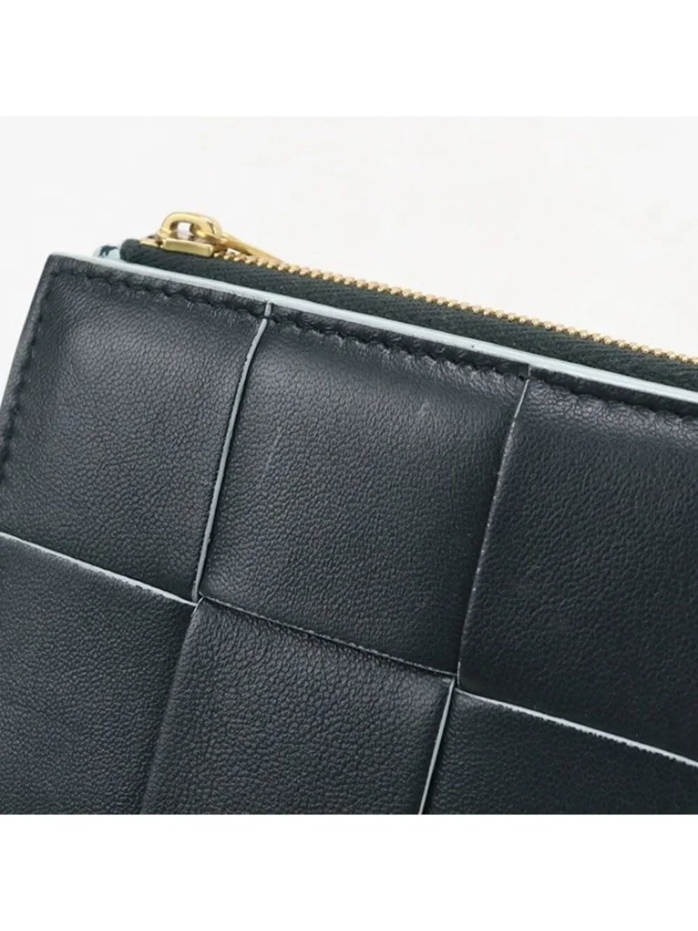 Bottega Veneta Midi Amdiam Maxi Intrecciato Bifold Wallet Lambskin